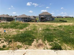 4735 Woodland Ct, Saint Joseph, MO 64505