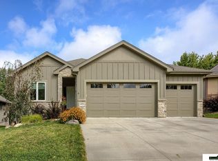 14722 Black St, Bennington, NE 68007