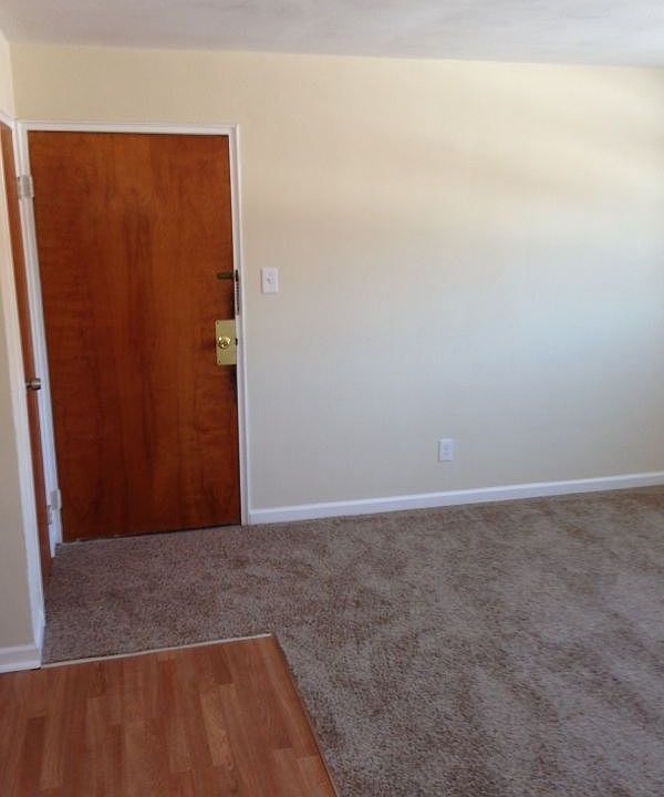 2nd image of 3317 Camvic Ter APT 6