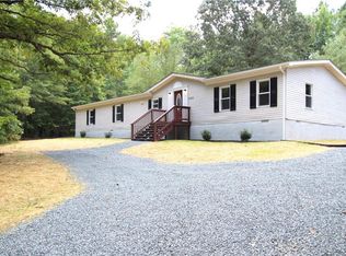 1095 Eastham Rd, Bumpass, VA 23024