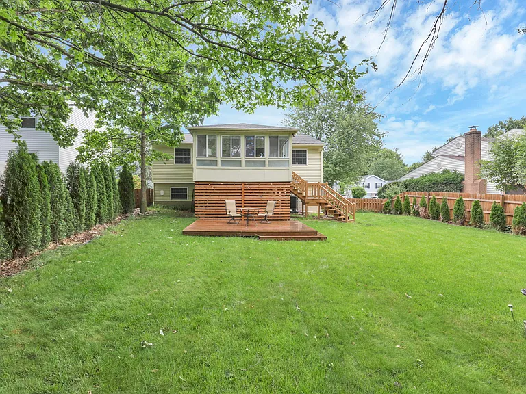 8752 Seabright Dr — Photo 38