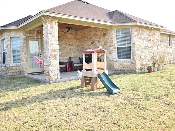 4th image of 427 Stoneridge Dr