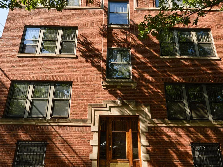 1340 W Waveland Ave #1 — Photo 16