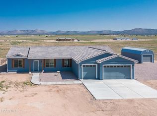 2790 W Pilots Rest Airstrip, Paulden, AZ 86334