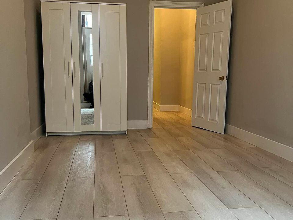 1st image of 231 E 4th St APT 1A