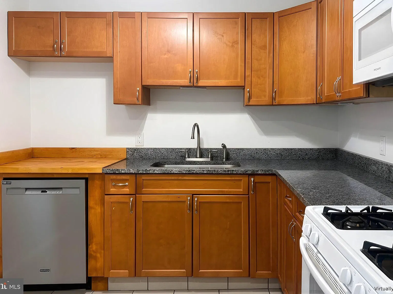 2 bed, 1.5 bath, $1,850 — Photo 4