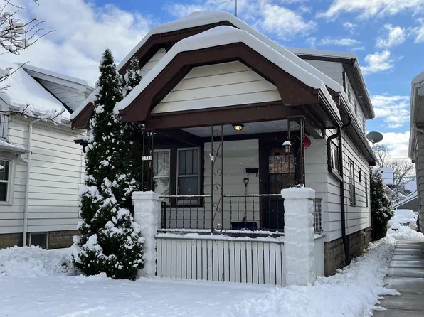 3711 West Orchard STREET, Milwaukee, WI 53215