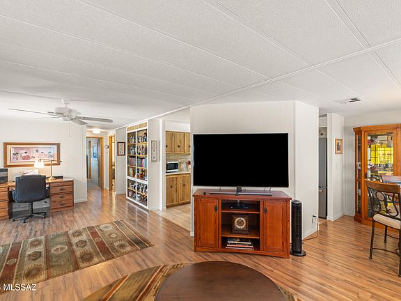 4th image of 183 W Cedro Dr