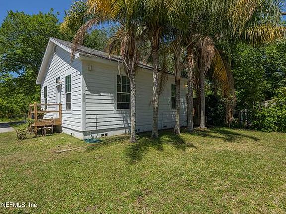 2nd image of 731 Cathedral Pl