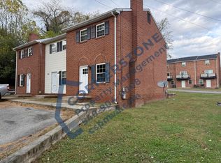 1609 19th St NE #3, Roanoke, VA