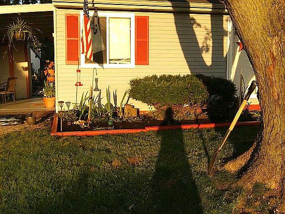 2nd image of 210 Canby Ave