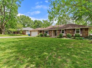 4446 S Holiday Ave, Springfield, MO 65810