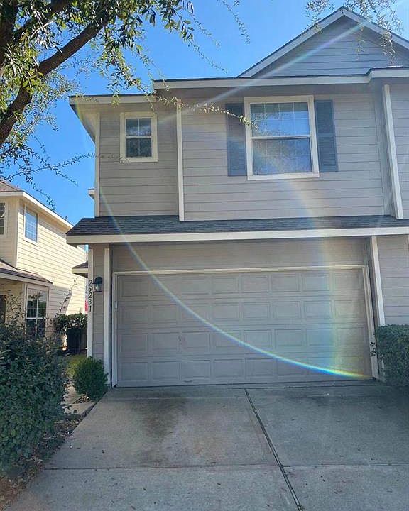 1st image of 25231 Bentley Glen Ln