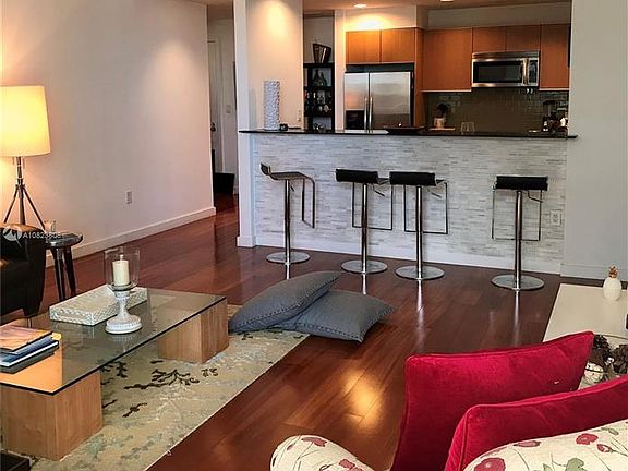 4th image of 1050 Brickell Ave APT 1502