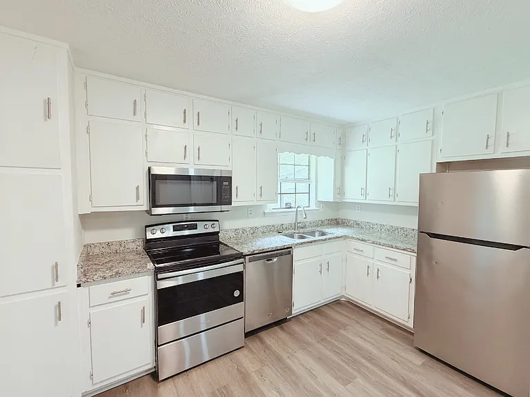 3131 Goode Rd — Photo 14