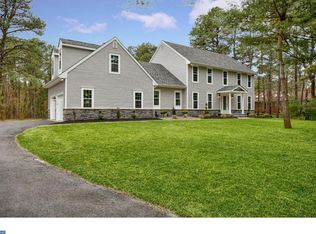 4 Leatherleaf Ct, Medford, NJ 08055