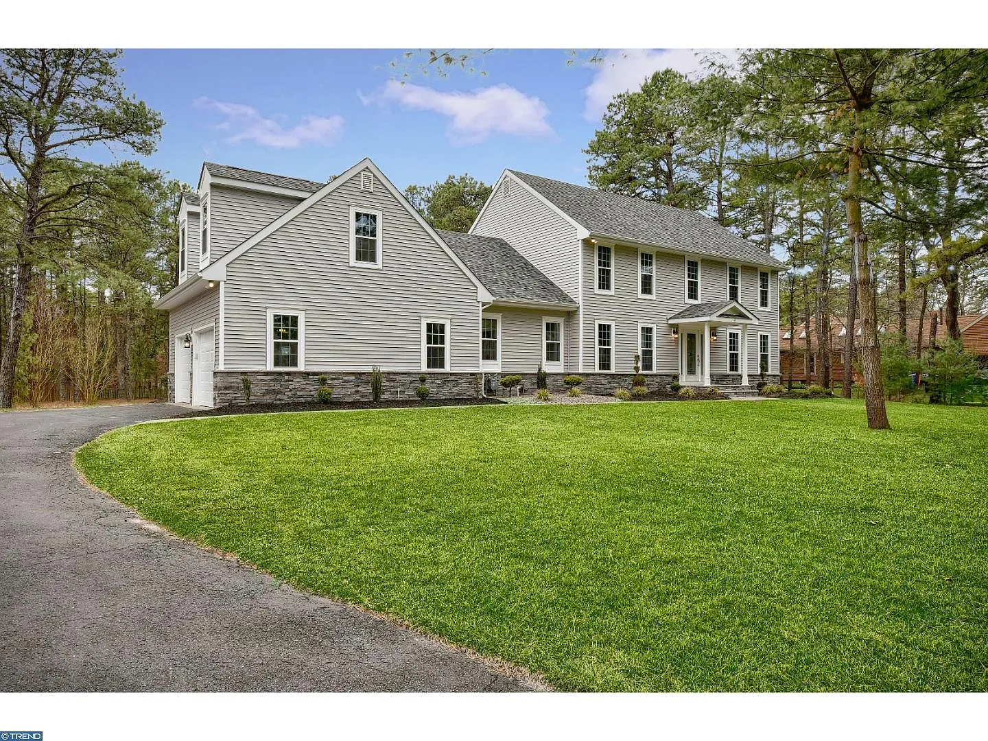 4 Leatherleaf Ct photo 1