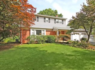 10 Rieder Ct, Somerset, NJ 08873