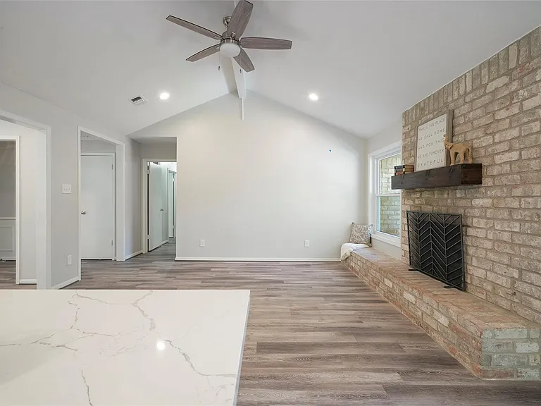 1726 Ashford Hollow Ln — Photo 19