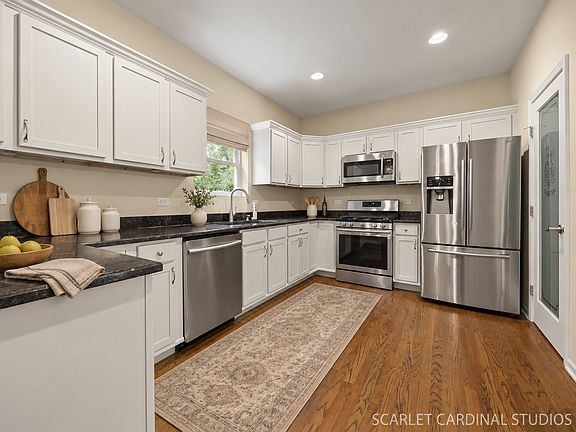 4th image of 444 Cambridge Way