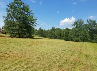 319 Shoreview Dr, Chesnee, SC 29323