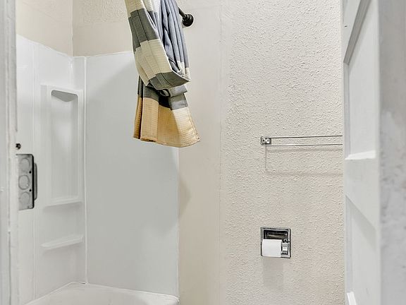 3rd image of 125 W Main St #4