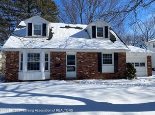 2308 Bolley Dr, Lansing, MI 48912
