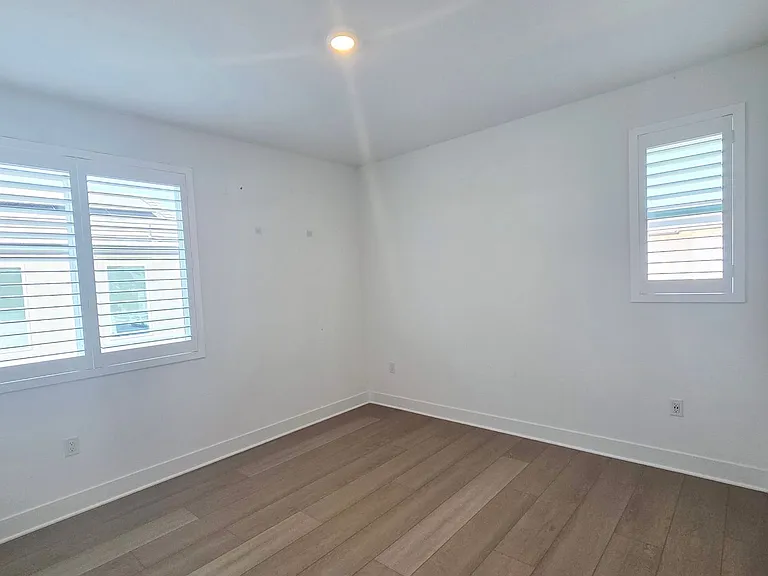 631 Gadwall — Photo 18