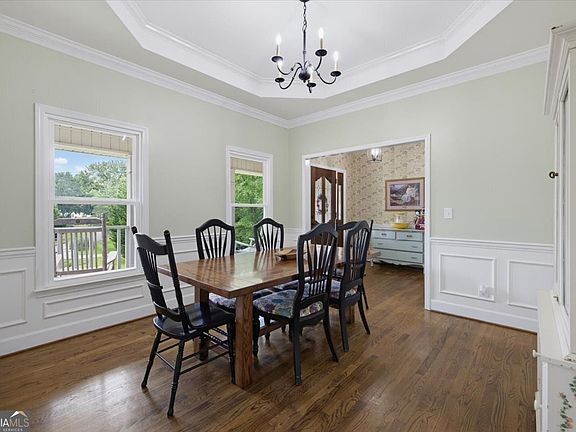 5th image of 42 Woods Way