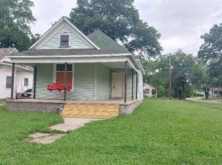 802 W 7th St, Pittsburg, KS 66762