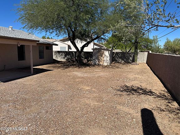 3rd image of 4731 W Juneberry Ln