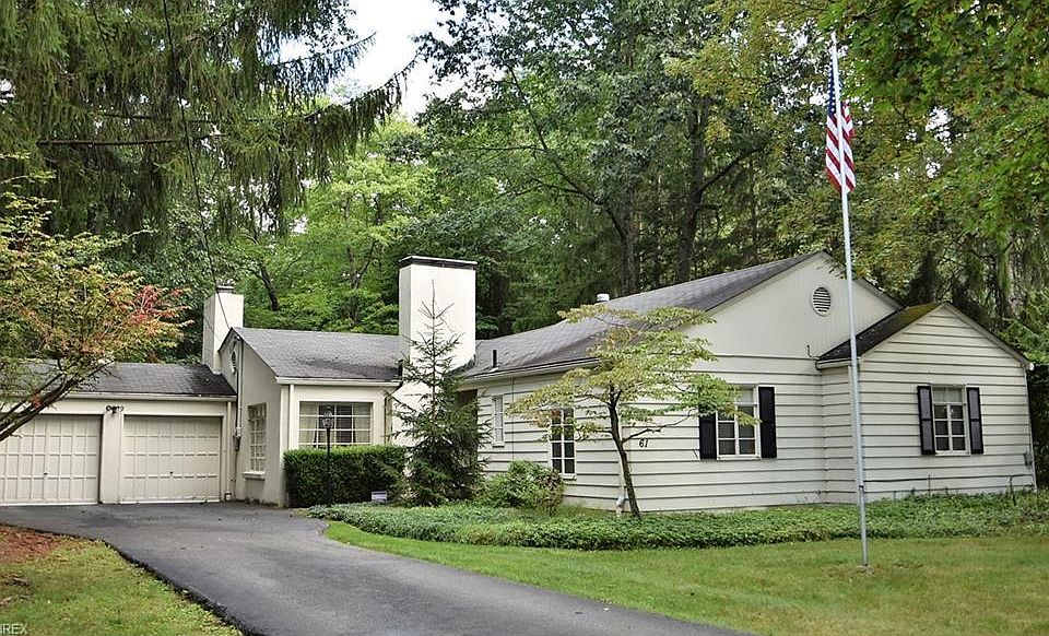 1st image of 61 Poland Manor Dr
