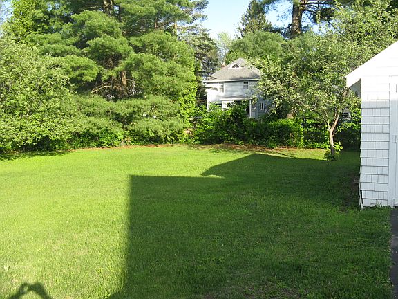5th image of 44 Sheridan St