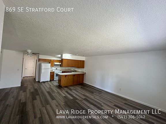 2nd image of 869 SE Stratford Ct