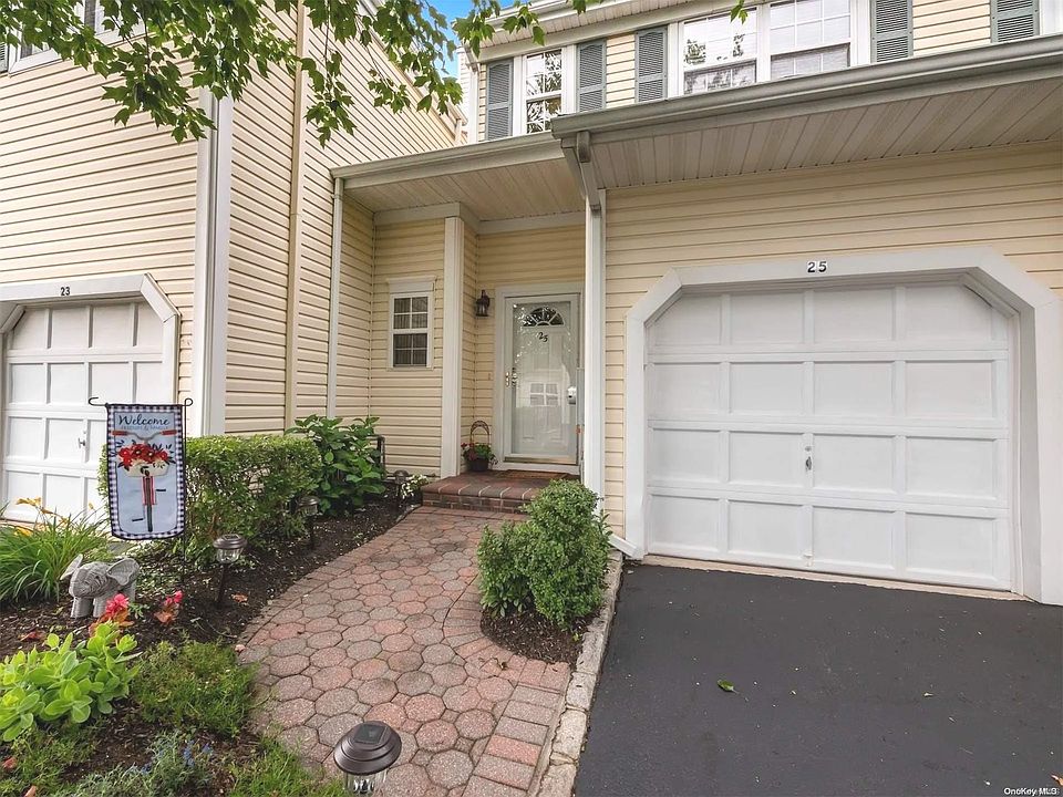 1st image of 25 Scarborough Drive #25