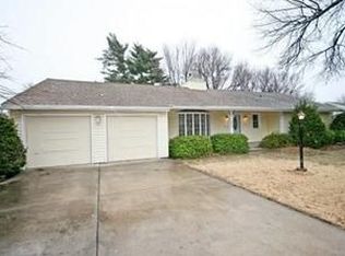 600 W 96th Ter, Kansas City, MO 64114