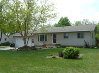 901 Park Blvd, Hurley, SD 57036