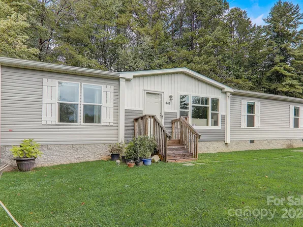 849 Townsend Rd, Hendersonville, NC 28792