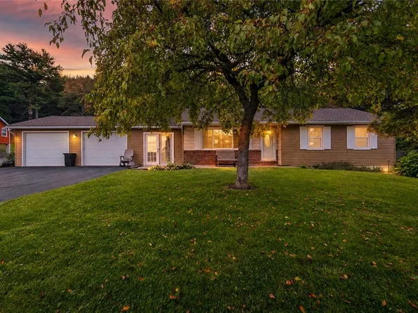 416 Briar St, Palmerton, PA 18071