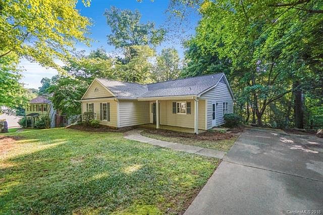 1st image of 8221 Oakley Ln
