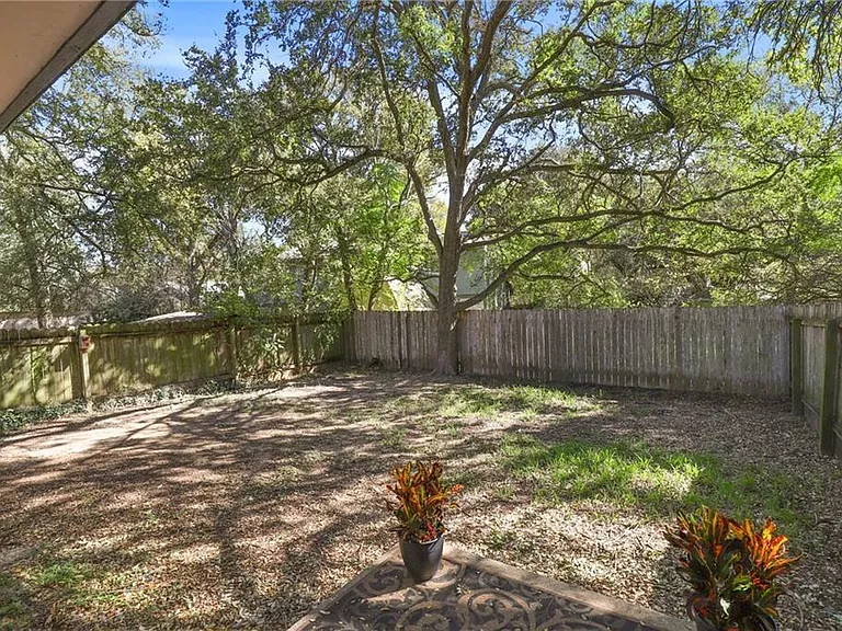 11901 Oak Knoll Dr #A — Photo 18