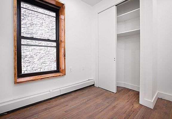 3rd image of 150 E 105th St #2A