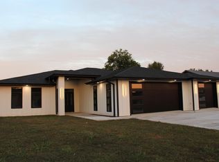 104 Robin Ln, Wall Lake, IA 51466