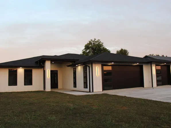 104 Robin Ln, Wall Lake, IA 51466