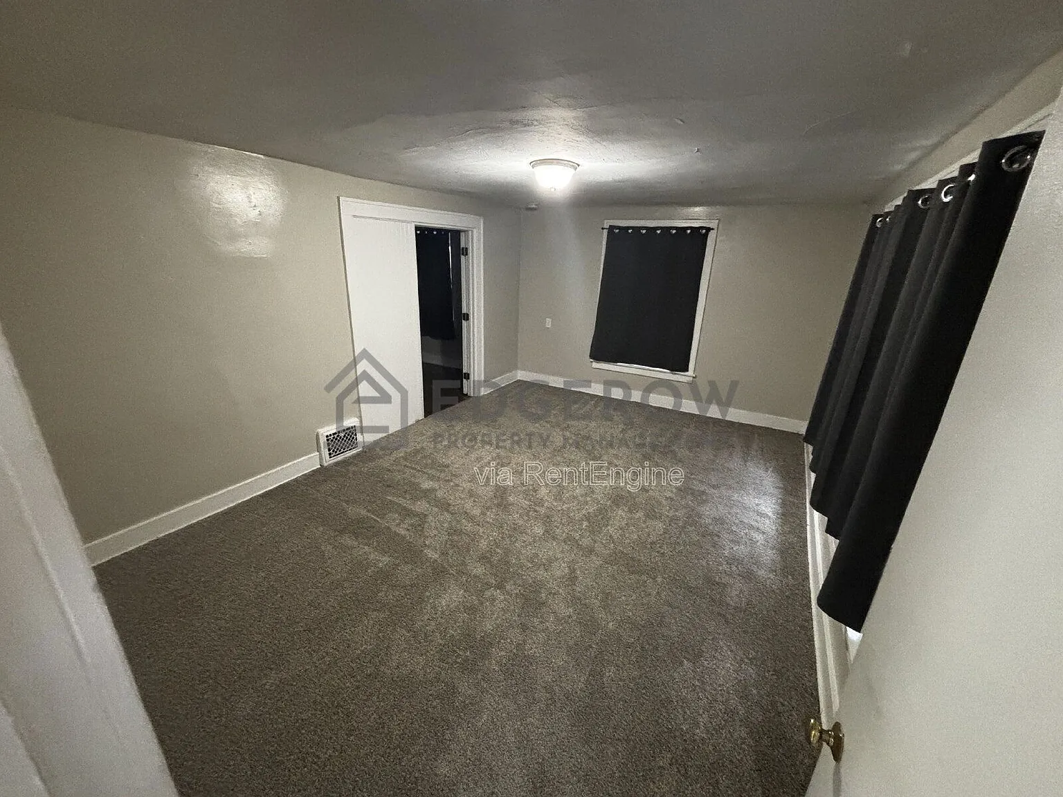 2 bed, 1.0 bath, $1,300 — Photo 1