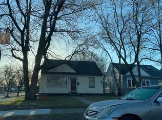 5258 Oliver Ave N, Minneapolis, MN 55430