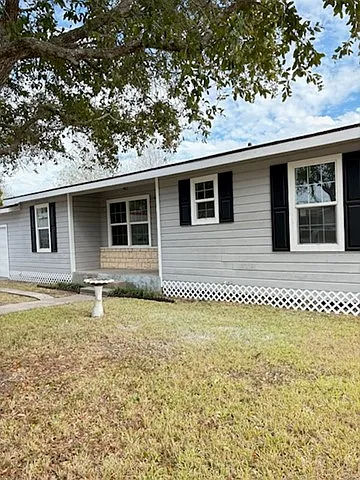 2 bed, 864 sqft, $1,350 — Photo 3