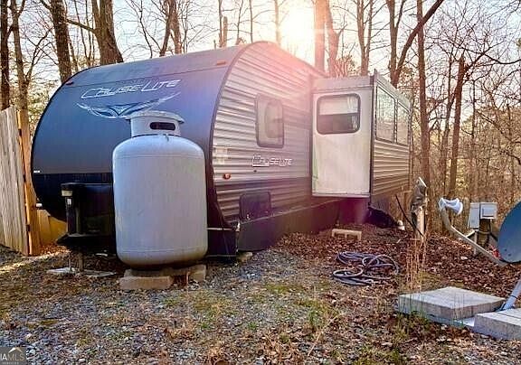 2nd image of 35 7th St