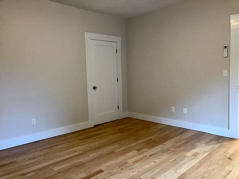 85 Pine St #1 — Photo 9