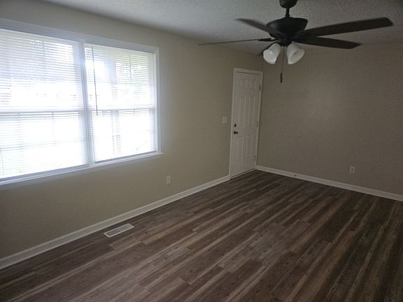 5th image of 6731 Forrest Ln